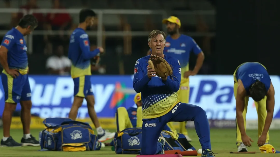 Chennai Super Kings and MS Dhoni cricket interview coverage image accompanying Eric Simons insights on IPL coaching