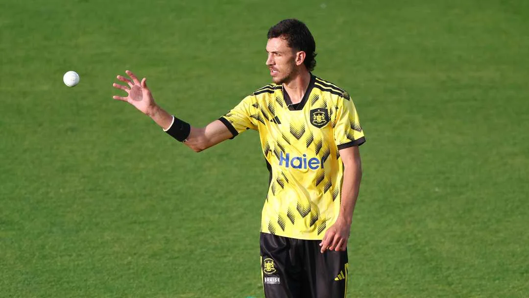 South African left-arm bowling all-rounder in Gloucestershire kit handling a cricket ball during a T20 Blast appearance, part of GNN's Duan Jansen career feature