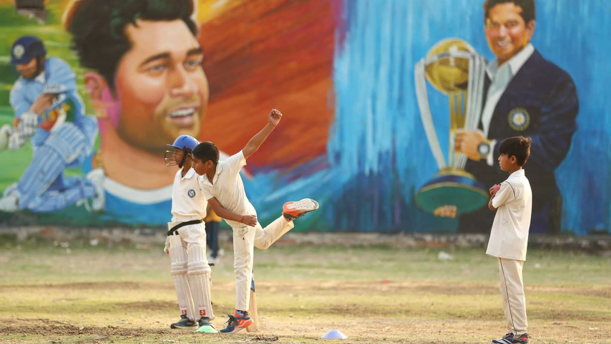 Boys aur girls ke youth cricket development mein fair opportunities par Guru News Network feature