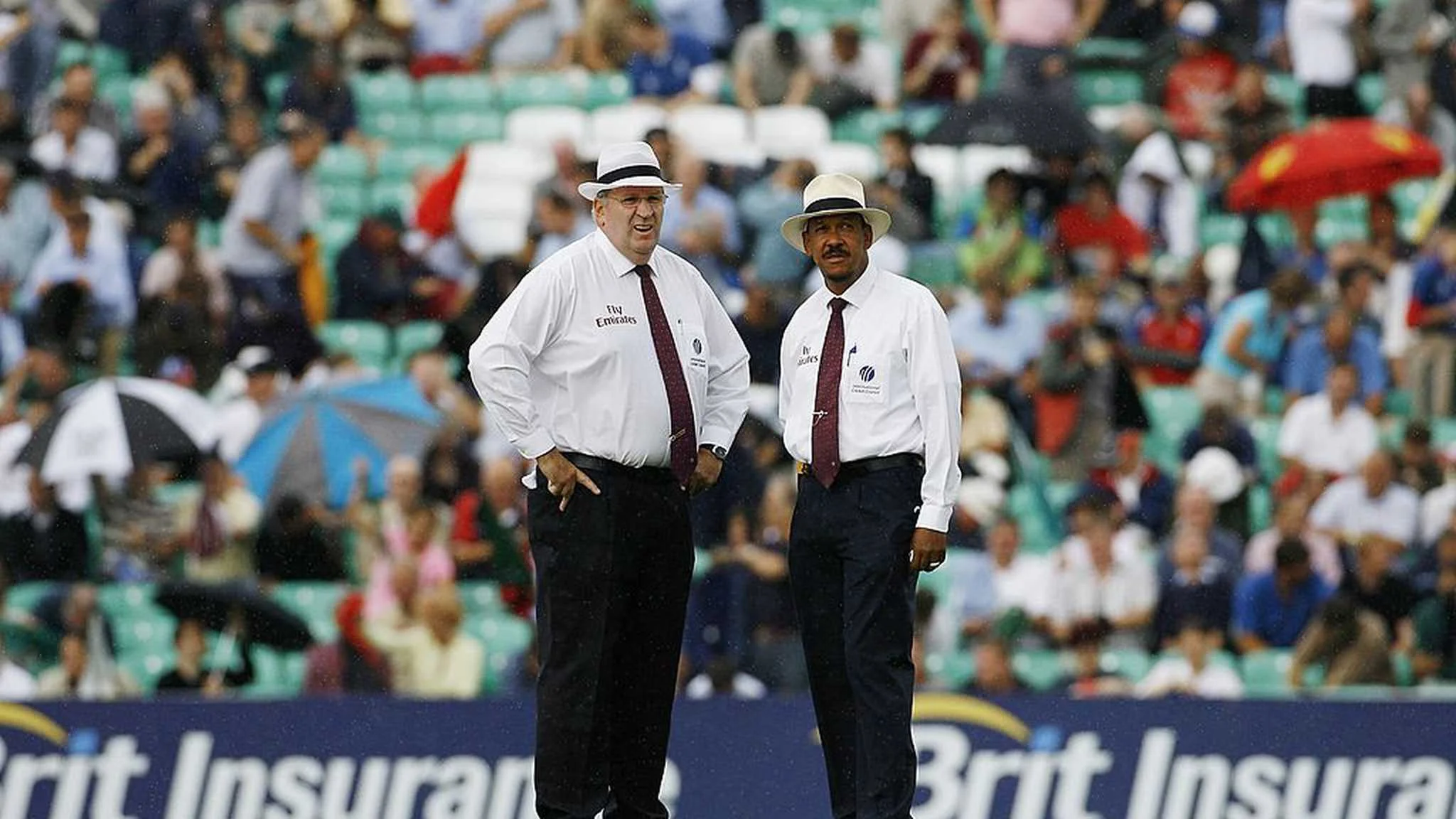 Darrell Hair and 2006 Oval Test forfeiture context in Marais Erasmus umpiring rise, Guru News Network cricket story